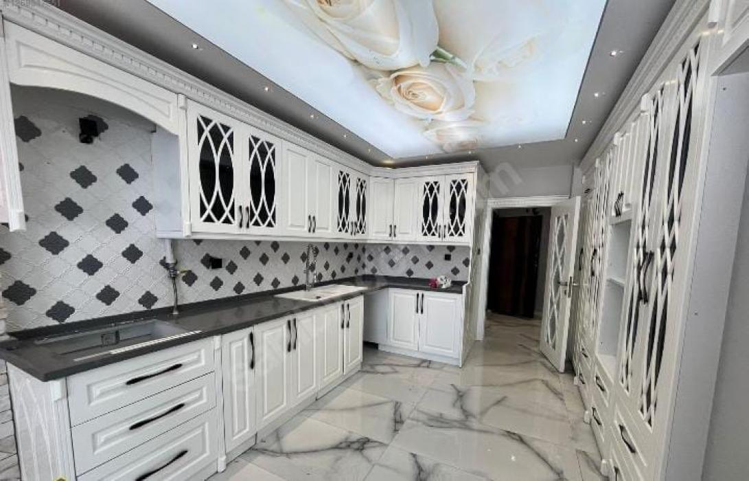 SATILIK Daire G�ZELYALI MAH. �ukurova Adana 180 m2 4950000 TL