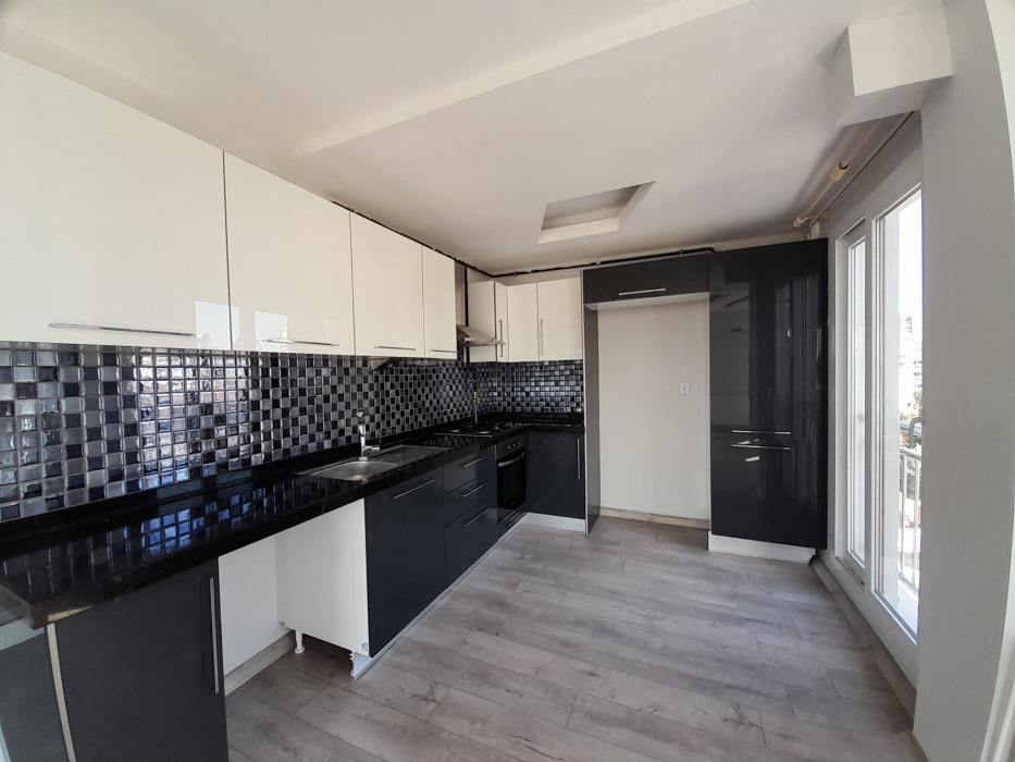 SATILIK Daire MAHFESI�MAZ MAH. �ukurova Adana 180 m2 4500000 TL